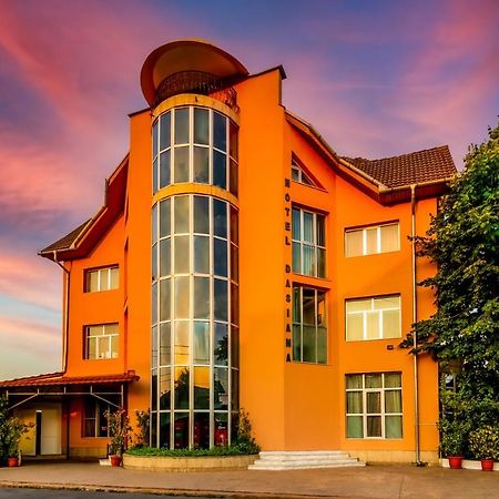 Motel Dasiana Тиргу-Жіу Екстер'єр фото