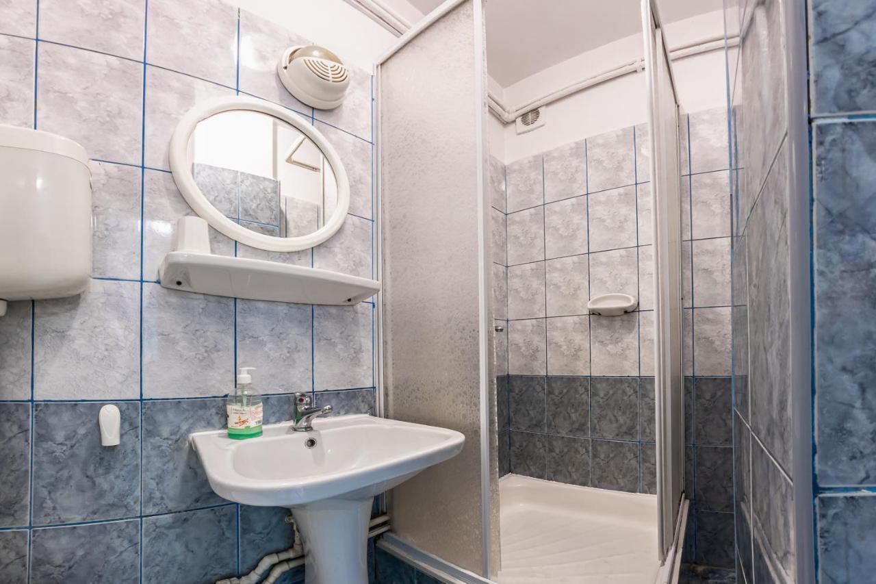 Motel Dasiana Тиргу-Жіу Екстер'єр фото