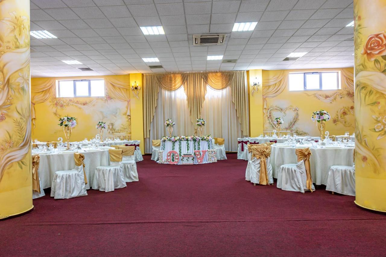 Motel Dasiana Тиргу-Жіу Екстер'єр фото