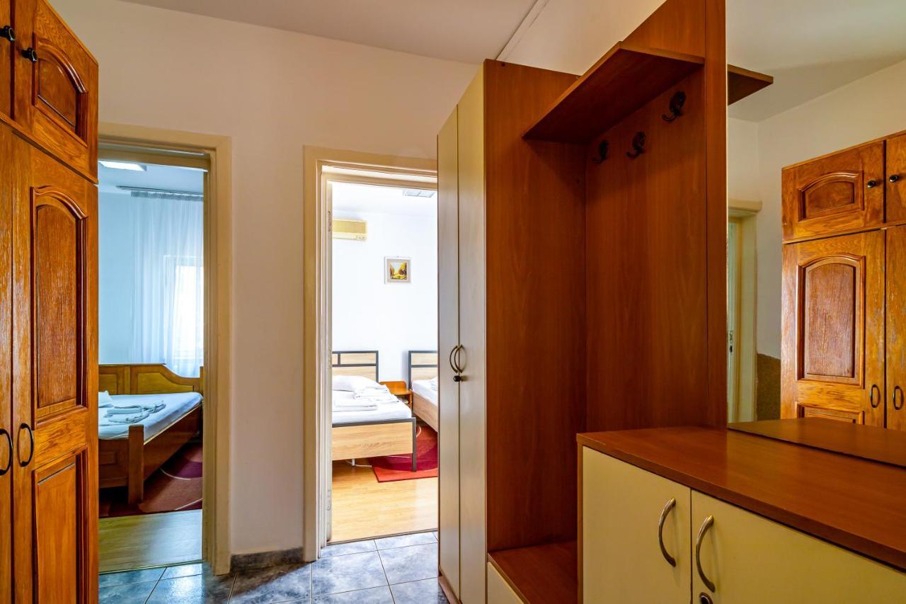 Motel Dasiana Тиргу-Жіу Екстер'єр фото