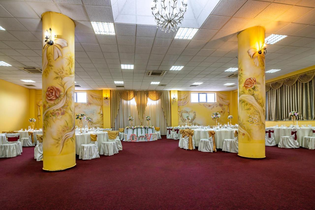 Motel Dasiana Тиргу-Жіу Екстер'єр фото