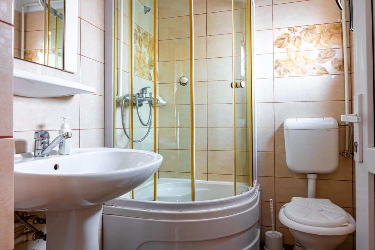 Motel Dasiana Тиргу-Жіу Екстер'єр фото
